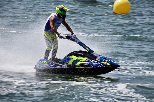 咪咕体育：身价2500万欧，斯基拉：曼联球探现场观战考察科莫边锋迪奥.